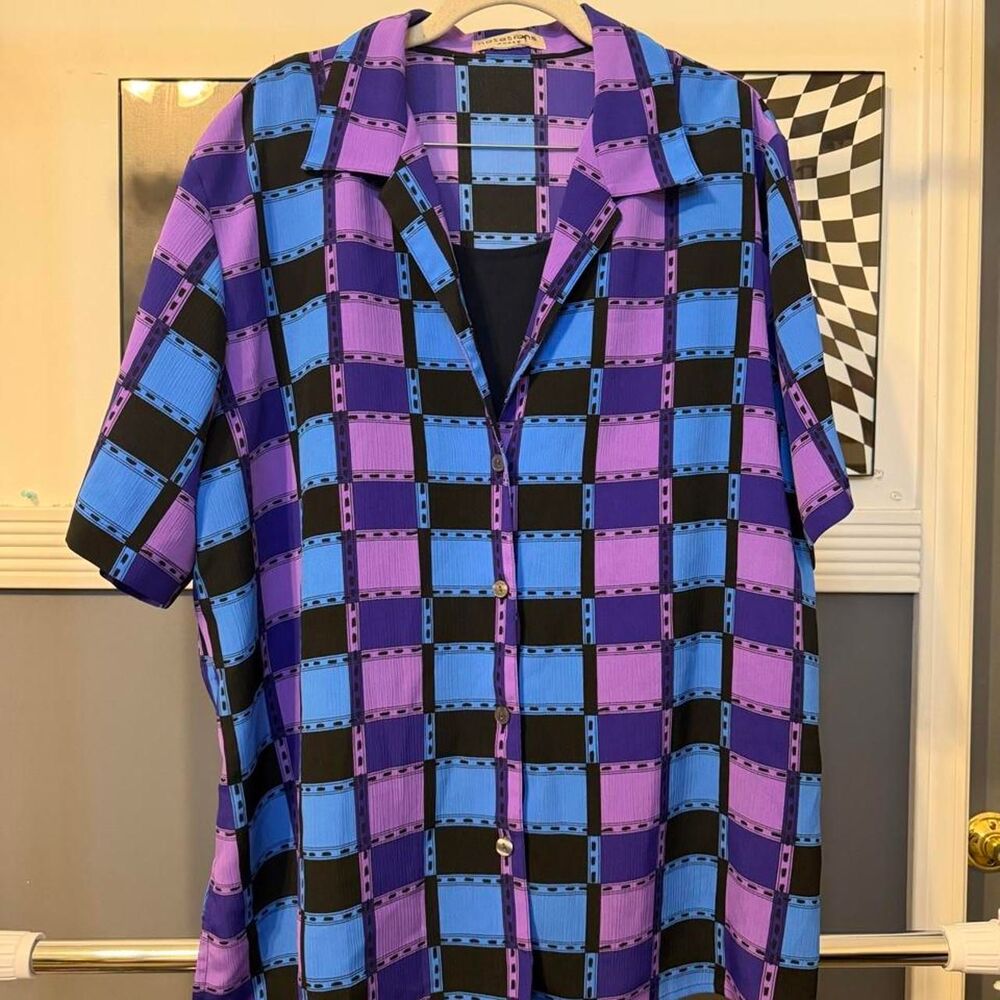 Notations Short Sleeve Button-Down with Geometric Print